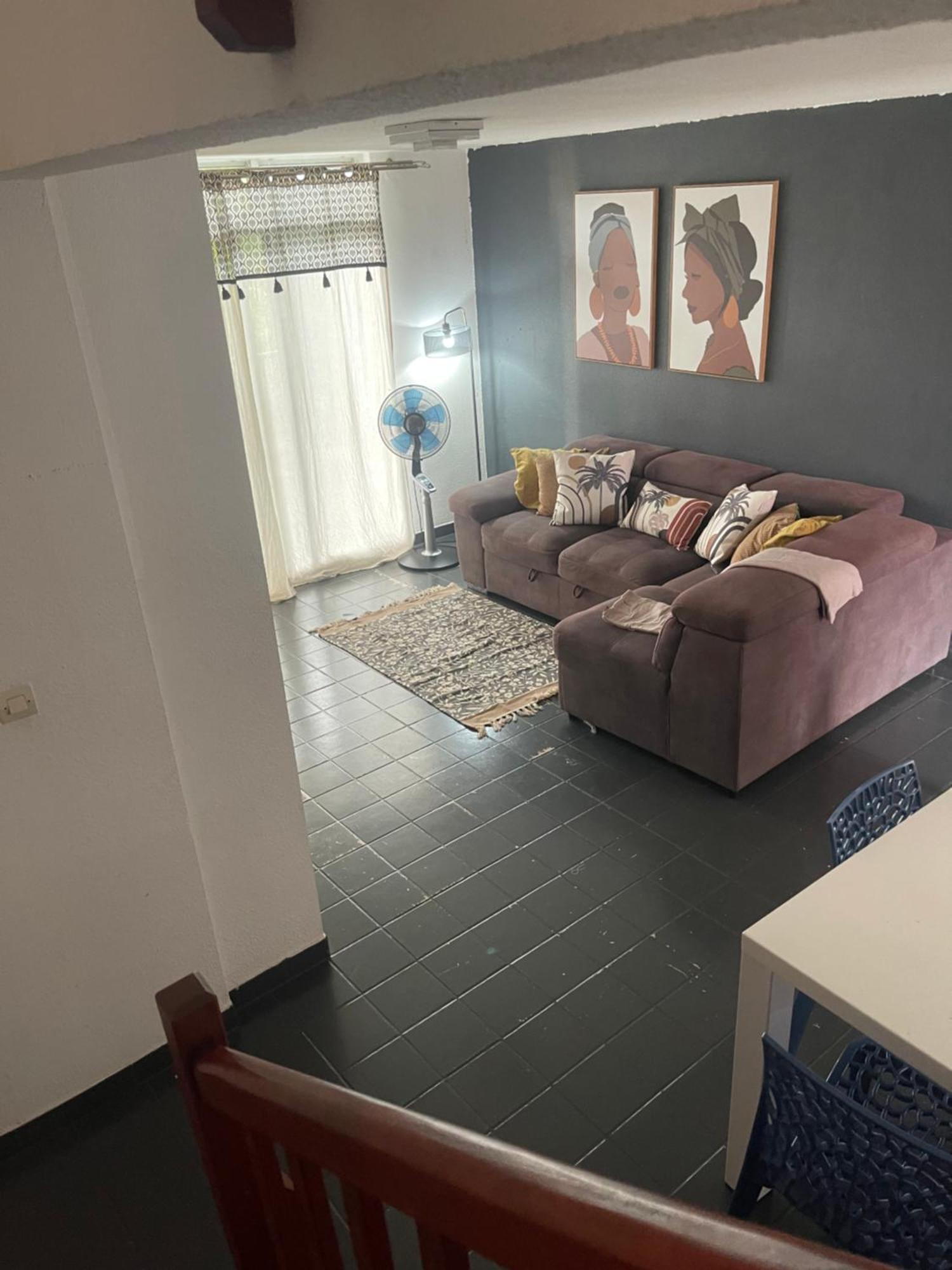 L'Appart Spa Privé, jacuzzi et sauna, accès exclusif Sainte-Rose Esterno foto