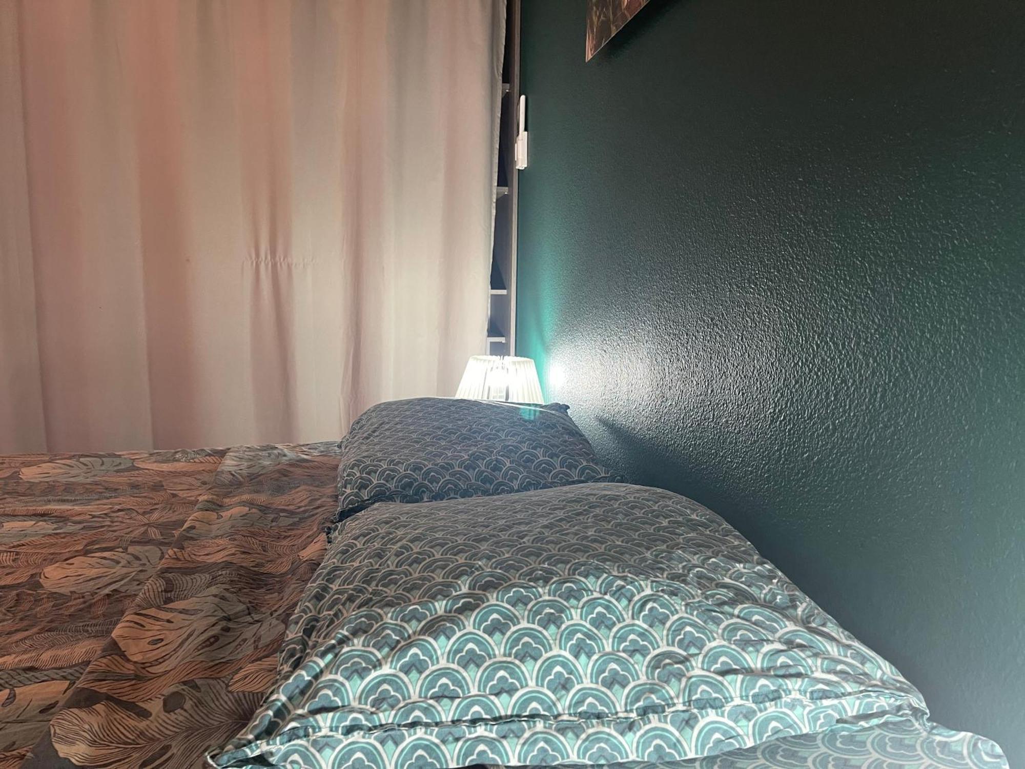 L'Appart Spa Privé, jacuzzi et sauna, accès exclusif Sainte-Rose Esterno foto