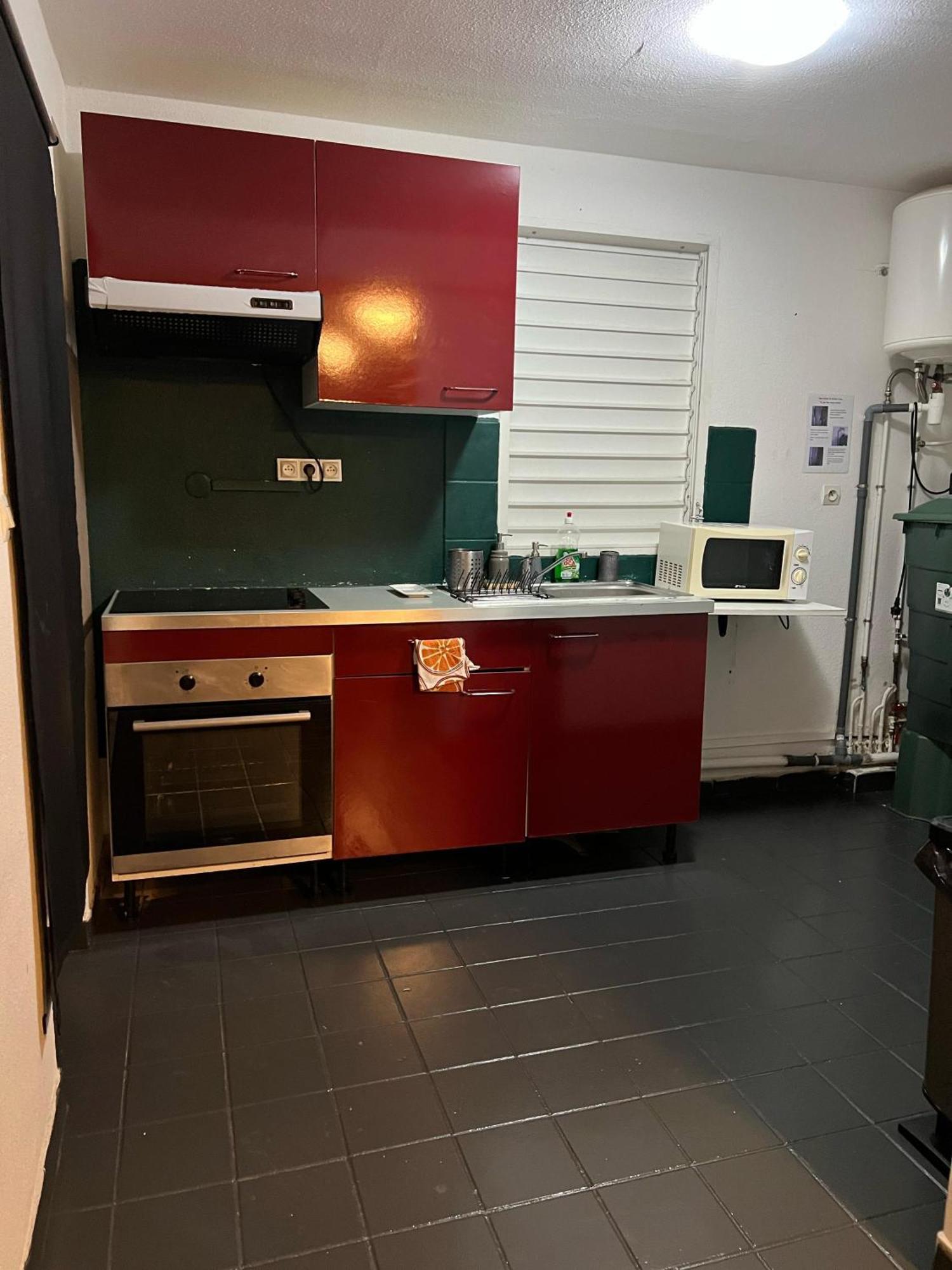 L'Appart Spa Privé, jacuzzi et sauna, accès exclusif Sainte-Rose Esterno foto